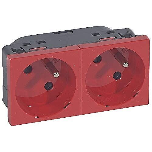 Legrand 077172 Fransız Standardı 2x2P+T (UPS) İkili Priz - 45 Derece Açılı - 4